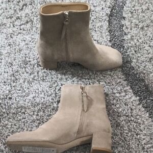 Aeyde Suede ankle boots